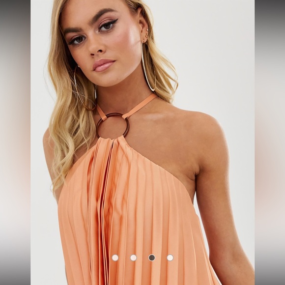 ASOS DESIGN ring detail crop top pleat maxi dress in satin shine - Picture 3 of 5